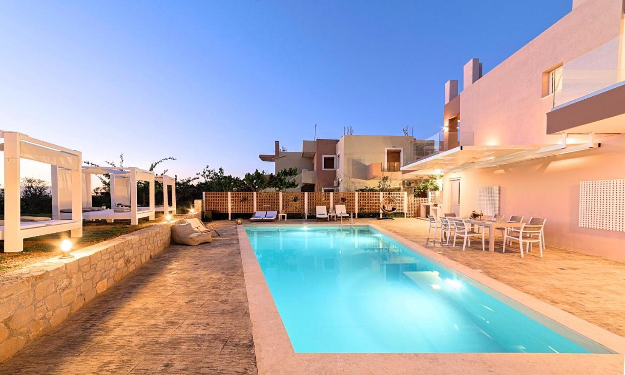 Allas Villa Heated Pool 하니아 외부 사진